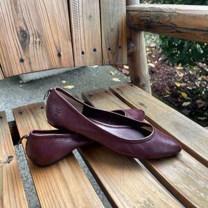 FRYE Regina Ballet Flats Burgundy Red Leather Womens Shoe Size 6.5